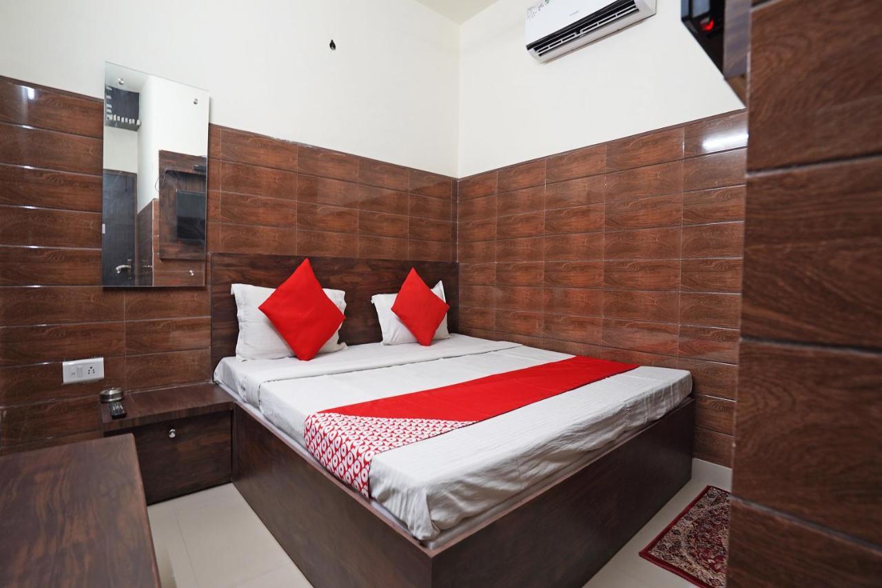 Hotel O Shri Sai Guest House Delhi  Exterior photo